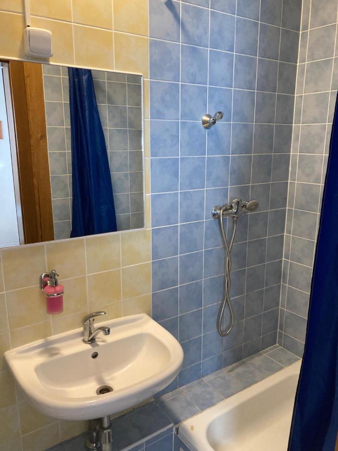 Chalupa A Apartmany Lojka Benecko Extérieur photo